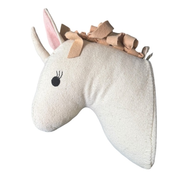 Children’s Stuffed Unicorn Head Wall Mount - Picture 3 of 9